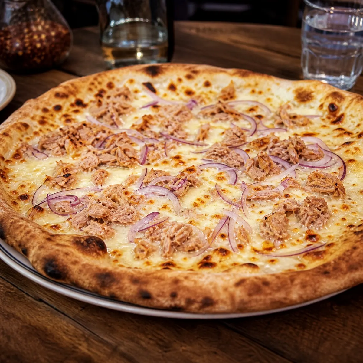 Thunfisch Zwiebel Pizza